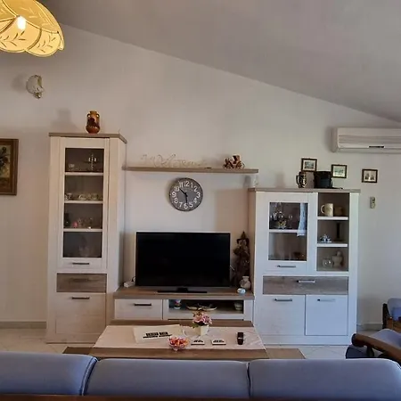 Апартаменты Elida: *